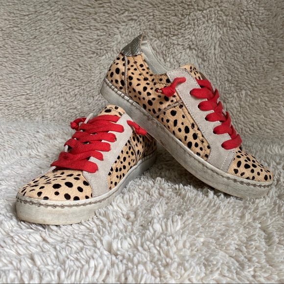 dolce vita cheetah sneakers